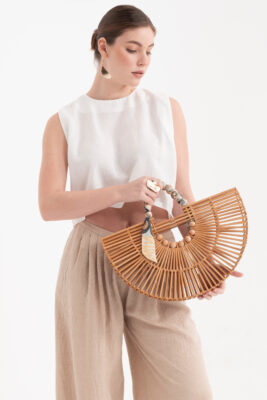 on model e commerce photo shooting