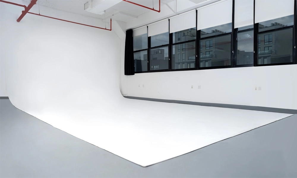 Contact 1984 Studio Brooklyn Photo Rental